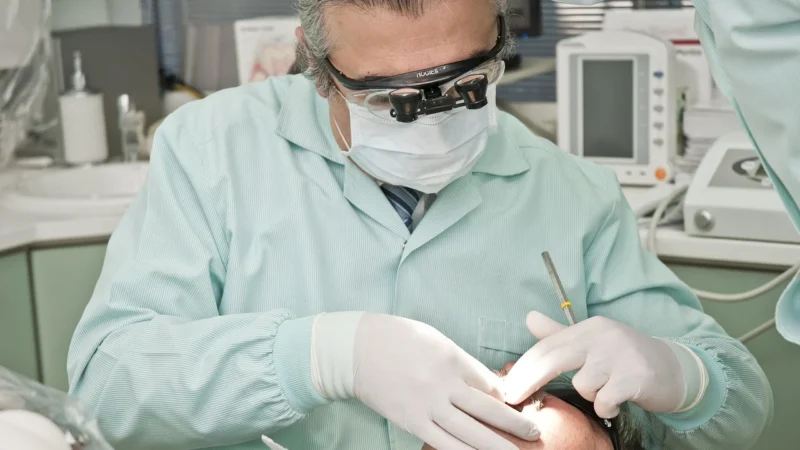 Na jakie studia idzie dentystą